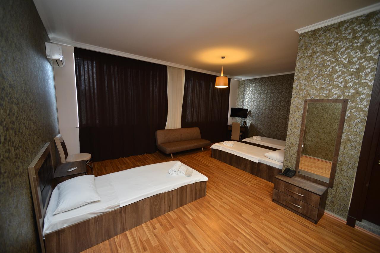 Green Hotel Batumi Exteriér fotografie