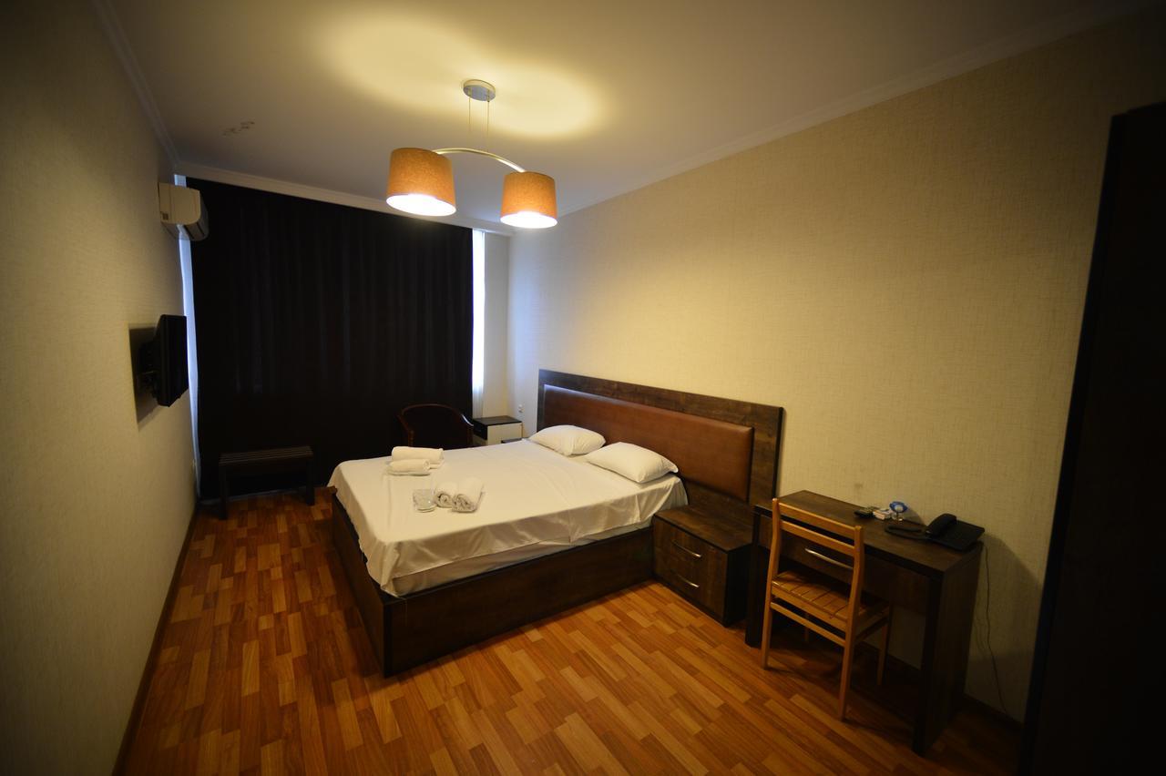 Green Hotel Batumi Exteriér fotografie