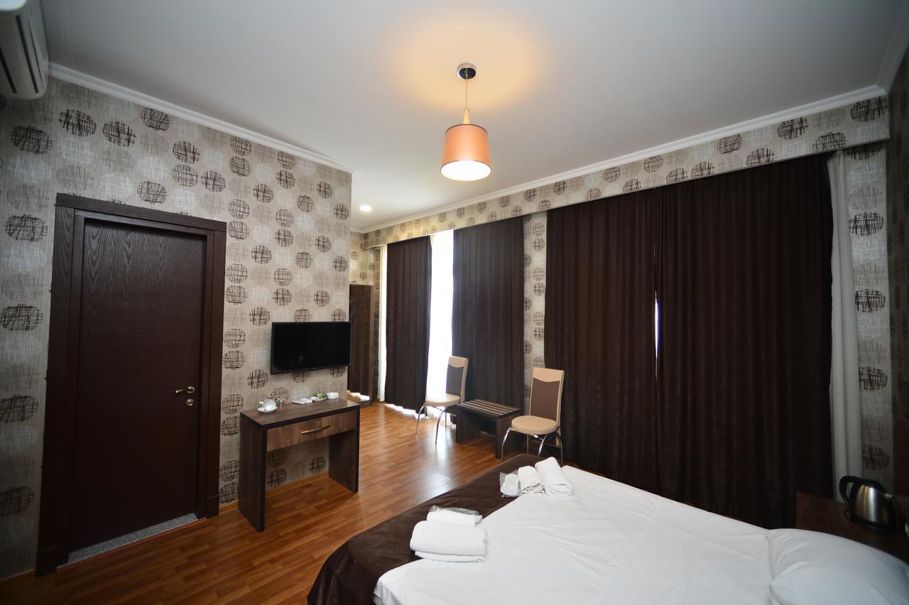 Green Hotel Batumi Exteriér fotografie