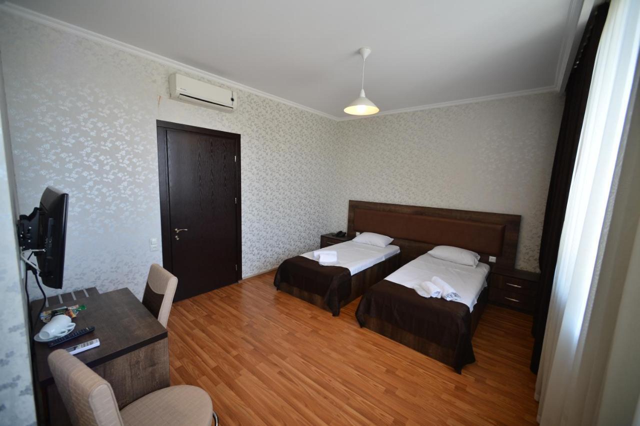 Green Hotel Batumi Exteriér fotografie