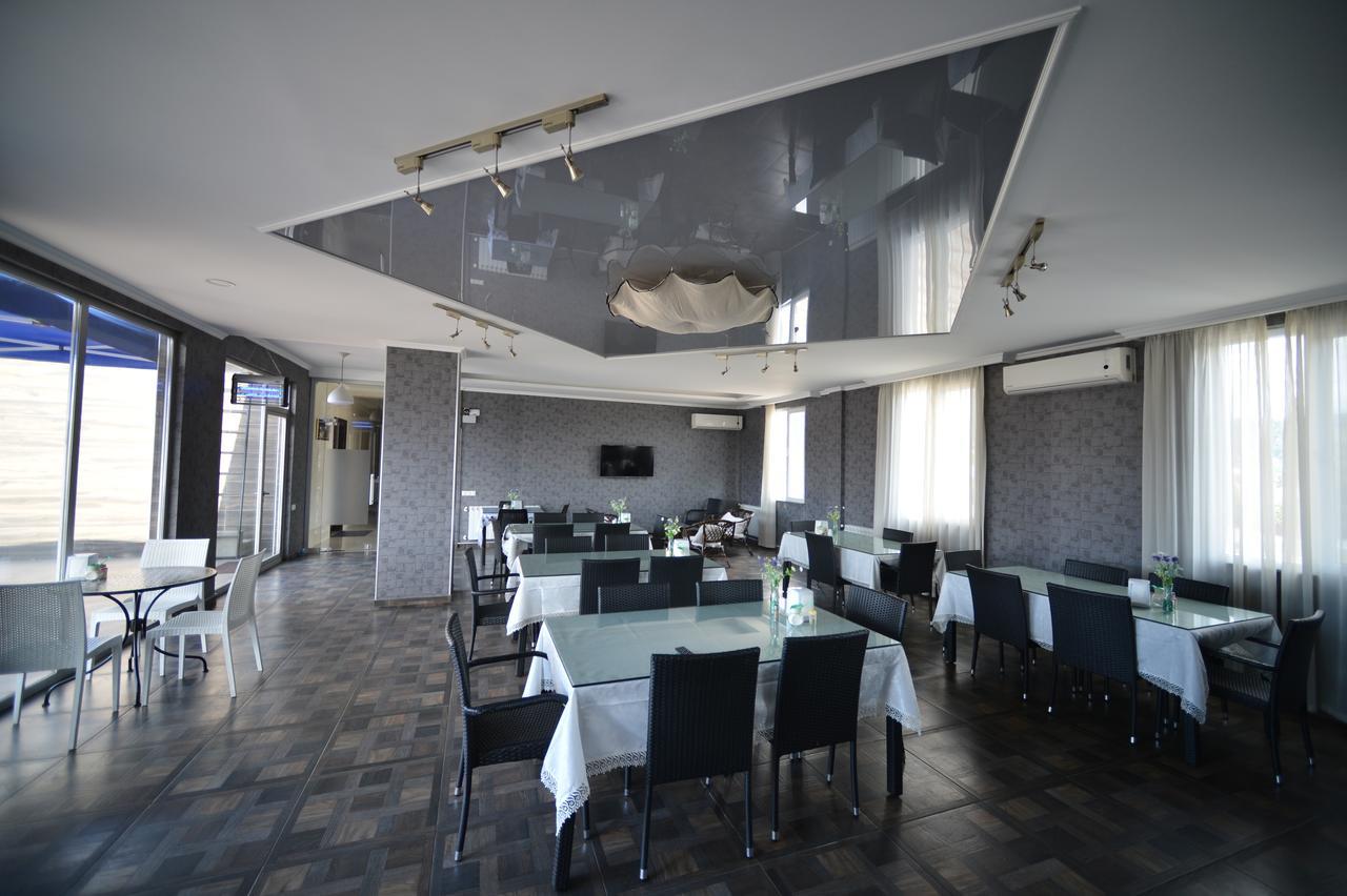 Green Hotel Batumi Exteriér fotografie