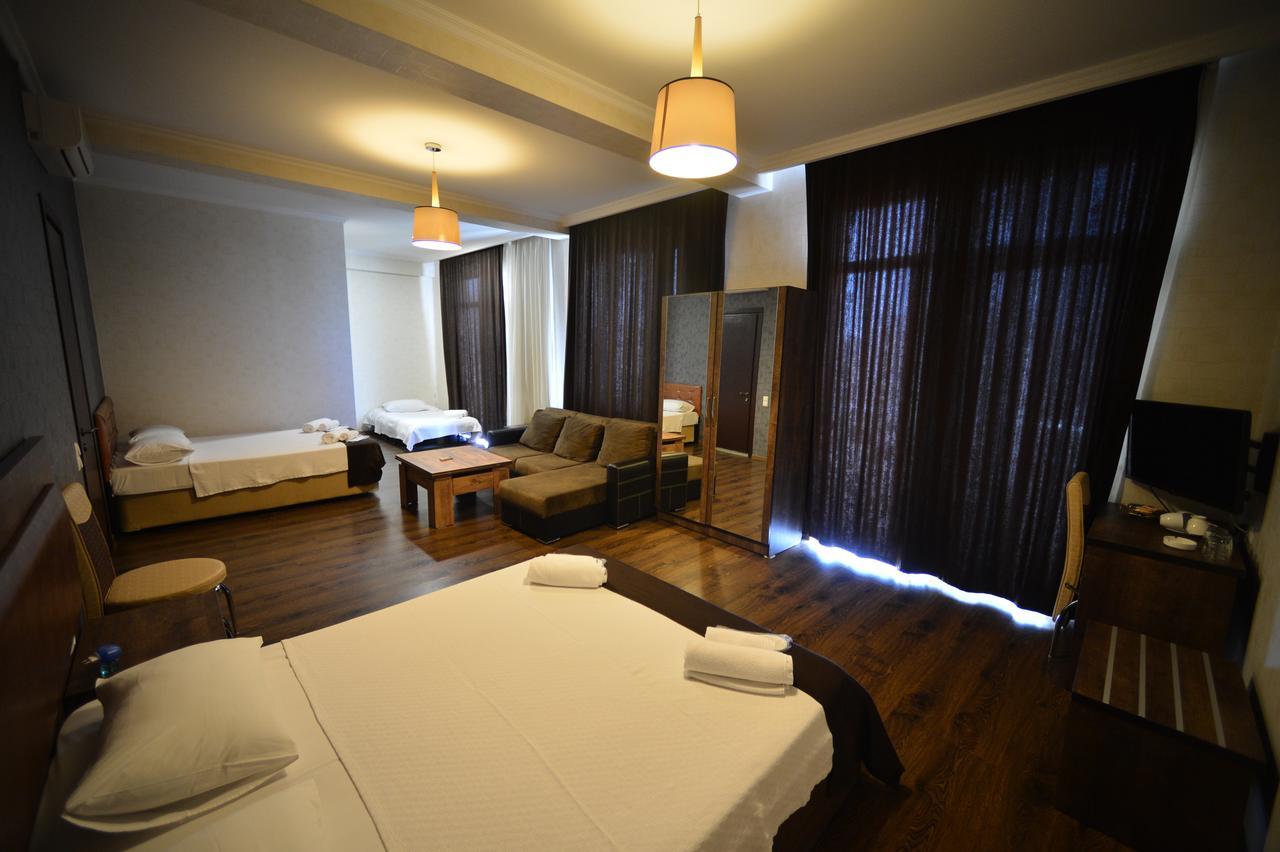 Green Hotel Batumi Exteriér fotografie